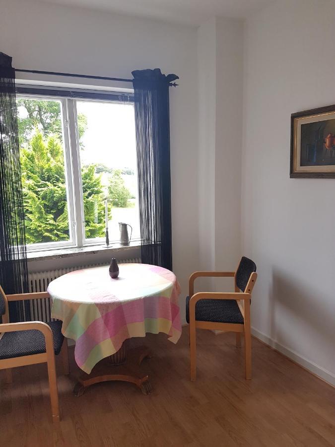 Gamla Macken Apartment Margretetorp Luaran gambar